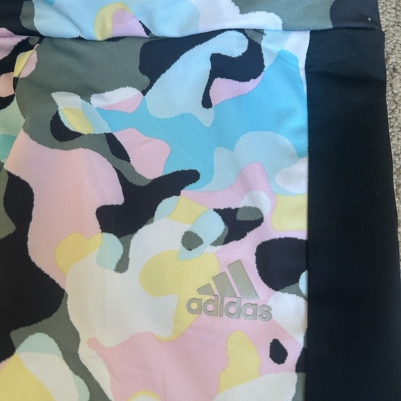 Girls Adidas leggings yxl 16 - Picture 2 of 3